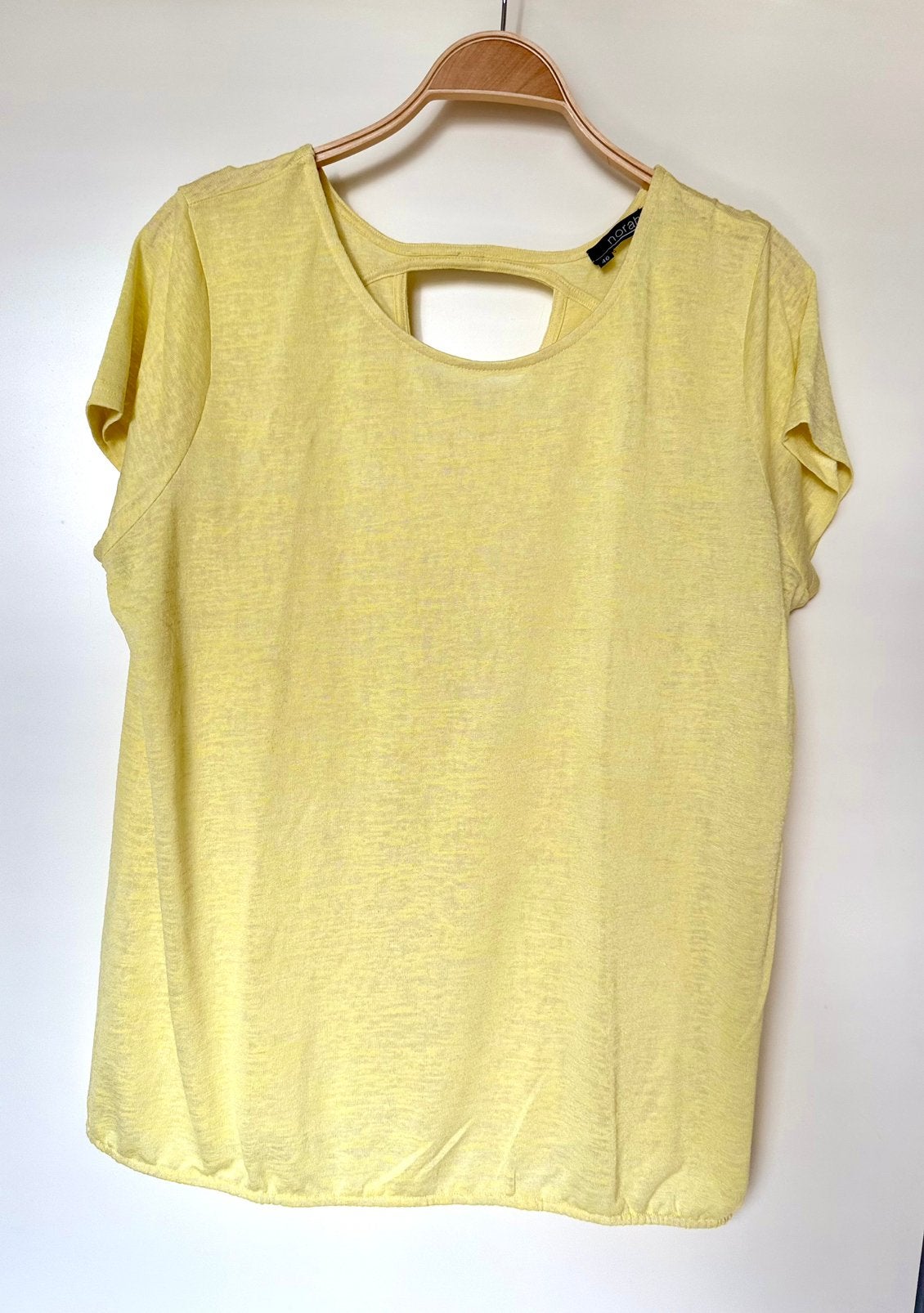 Geel shirt norah 46, Ophalen of Verzenden, Nieuw, Geel, Shirt of Top