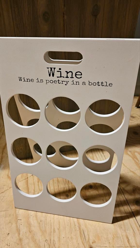Wijnrek wit met tekst 'Wine is poetry in a bottle', Huis en Inrichting, Woonaccessoires | Wijnrekken, Ophalen of Verzenden, Zo goed als nieuw