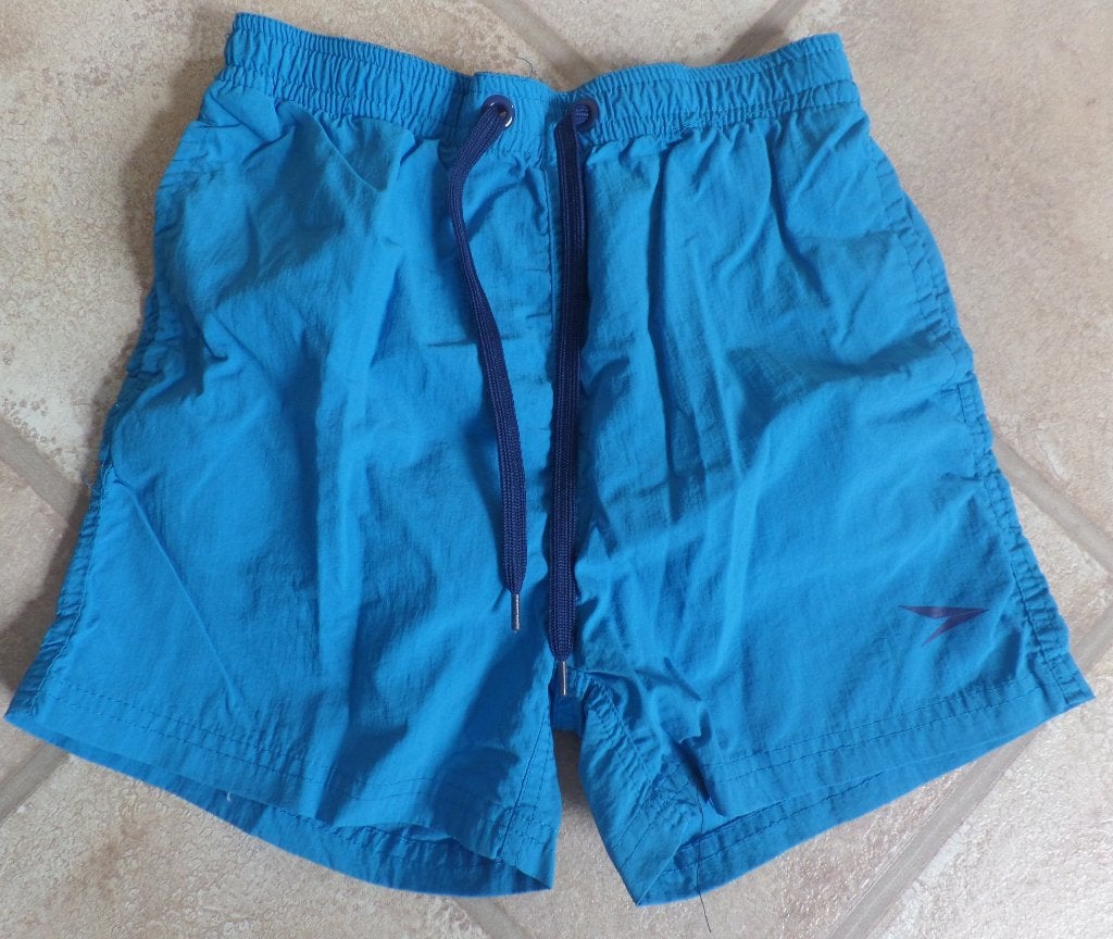 Sportbroek  zwemshort 152 korte broek, Ophalen of Verzenden, Zo goed als nieuw, Jongen, Sport- of Zwemkleding