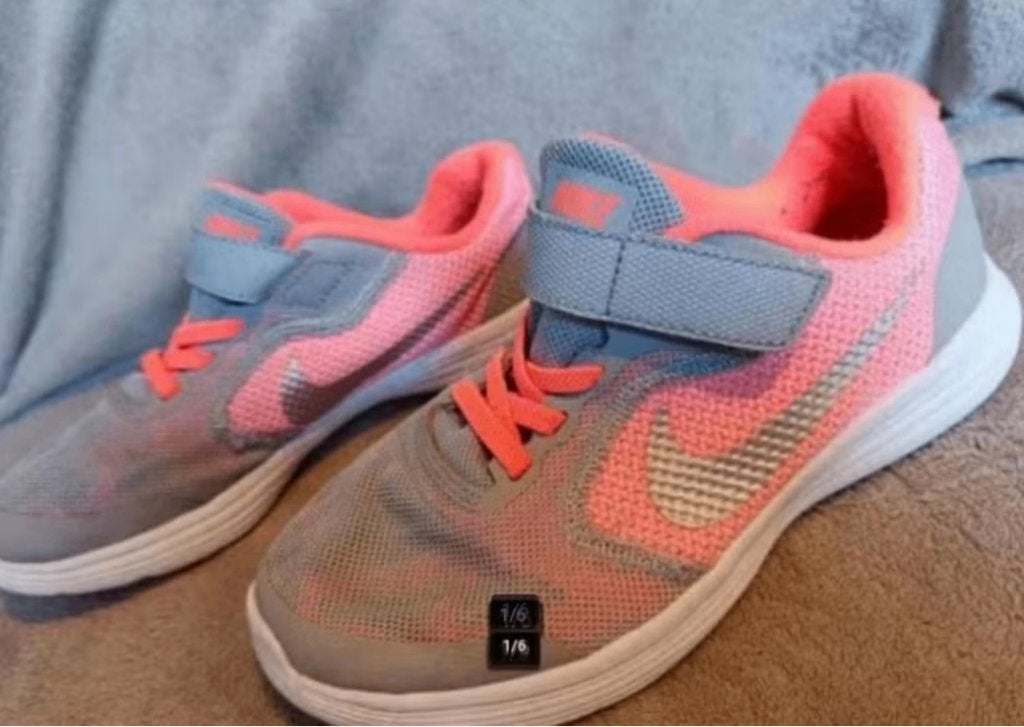 Nike kinderschoenen maat 32 (20cm), Kinderen en Baby's, Kinderkleding | Schoenen en Sokken, Jongen of Meisje, Schoenen, Ophalen of Verzenden