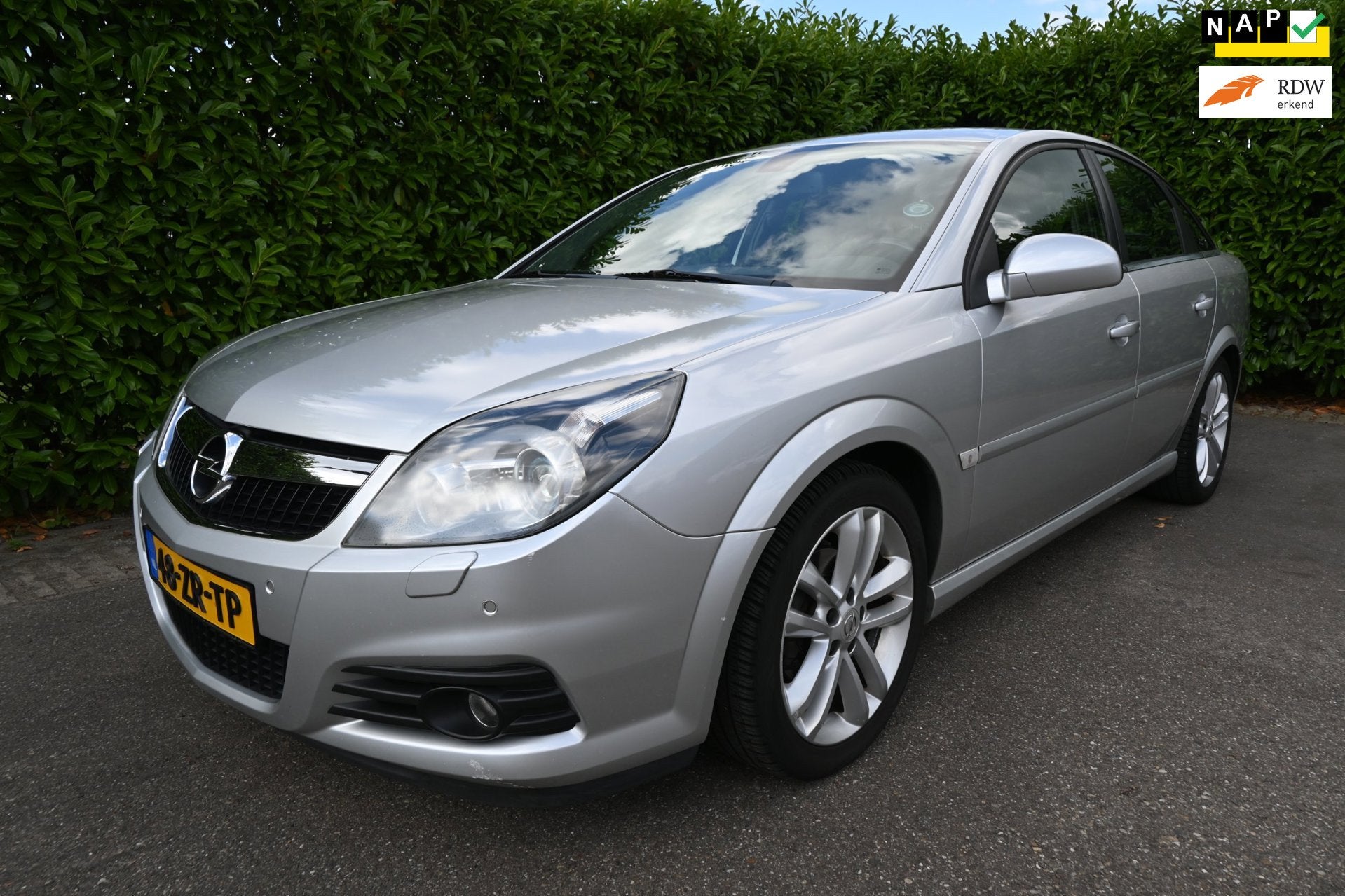 Opel Vectra GTS 1.8-16V Executive Automaat. Origineel Nederl, Gebruikt, 4 cilinders, Vectra, Bedrijf