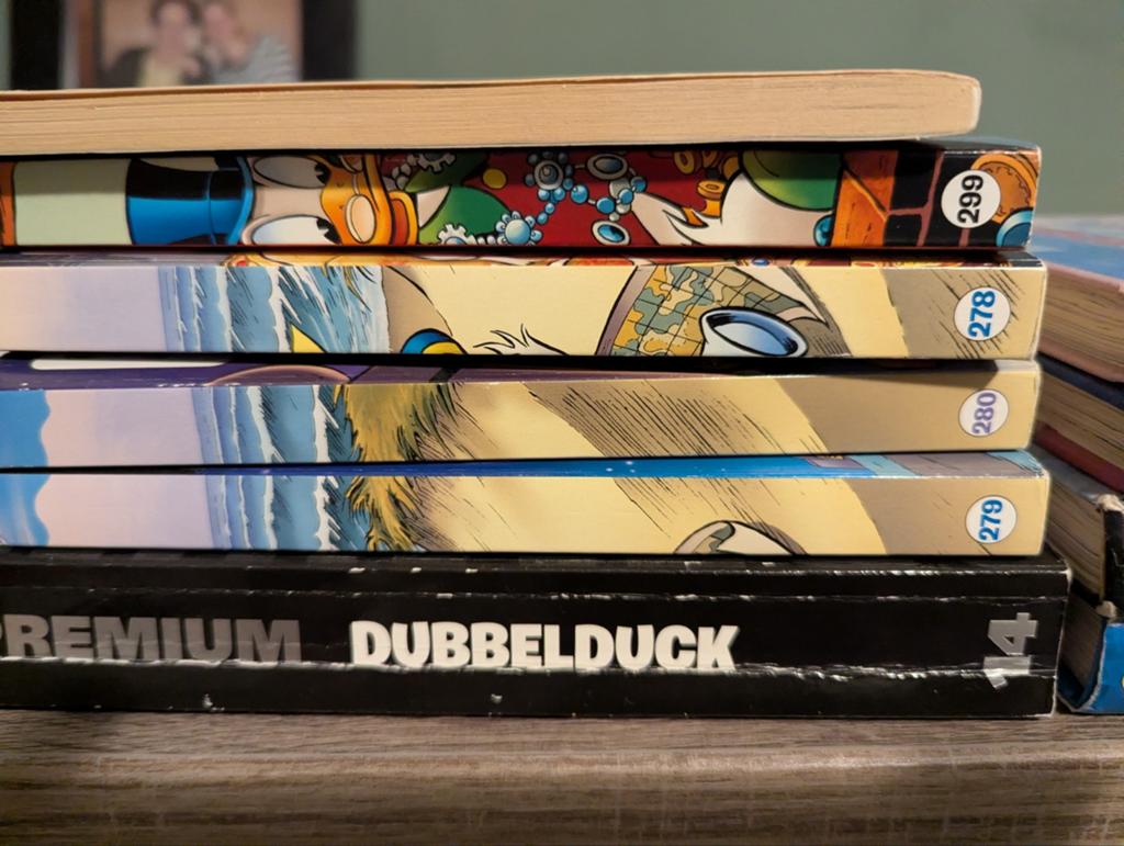 Pockets Donald Duck en dubbelduck, Boeken, Meerdere comics, Ophalen of Verzenden, Zo goed als nieuw, Europa