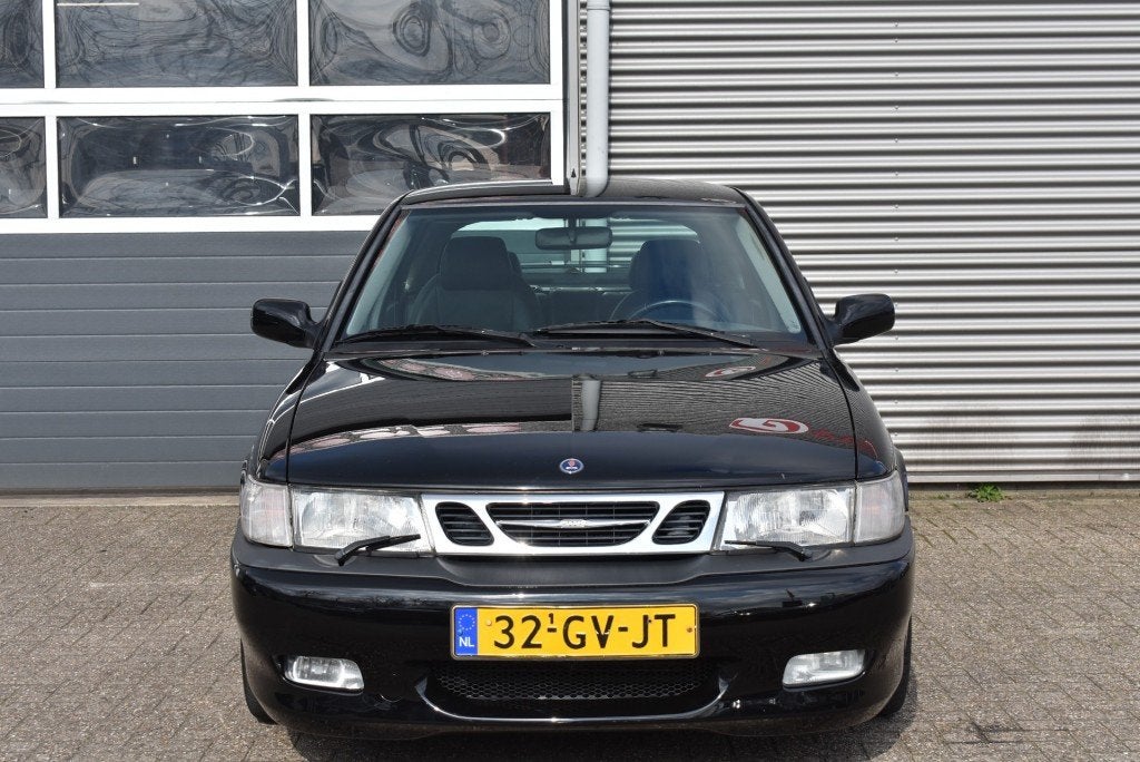 Saab 9-3 2.0 TURBO AERO / LEDER / STOELVERWARMING / BARNFIND, Gebruikt, 4 cilinders, Zwart, Handgeschakeld