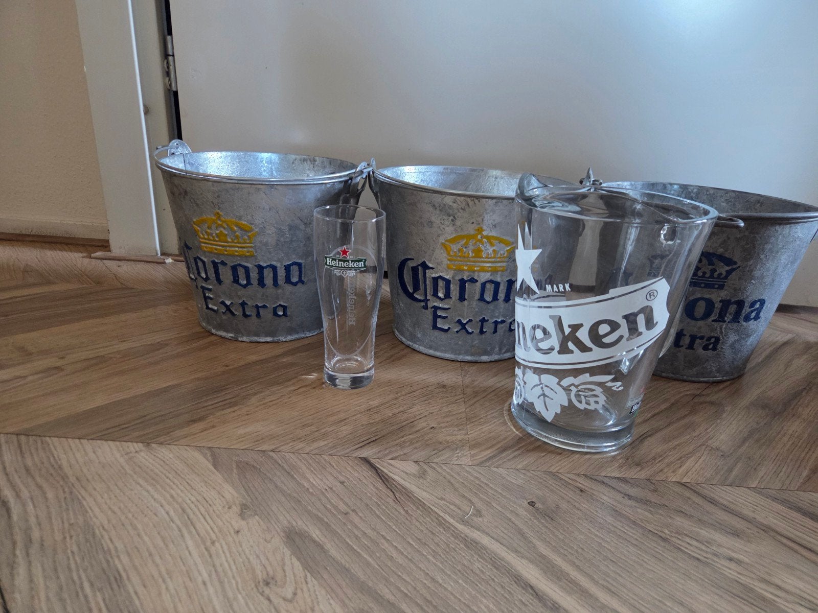 Corona emmers en Heineken pitcher en glas, Ophalen, Zo goed als nieuw, Gebruiksvoorwerp
