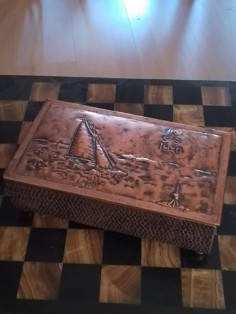 Mooie antieke roodkoperen sigarenkist, Ophalen of Verzenden