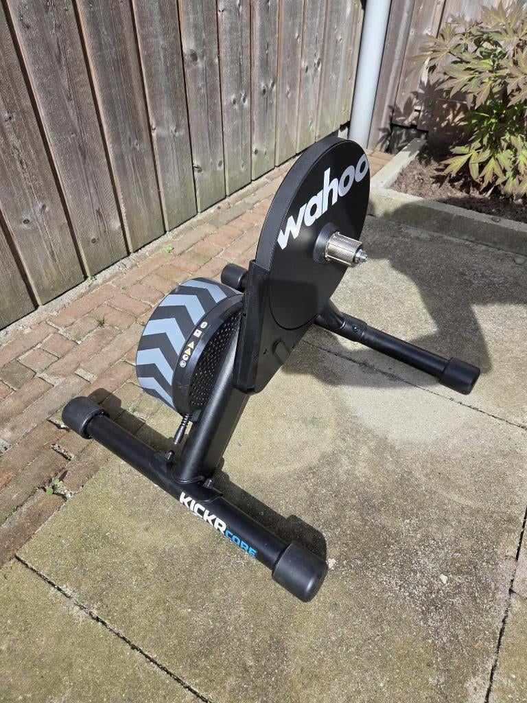 Wahoo KICKR Core fietstrainer, Sport en Fitness, Wielrennen, Ophalen, Zo goed als nieuw, Overige typen