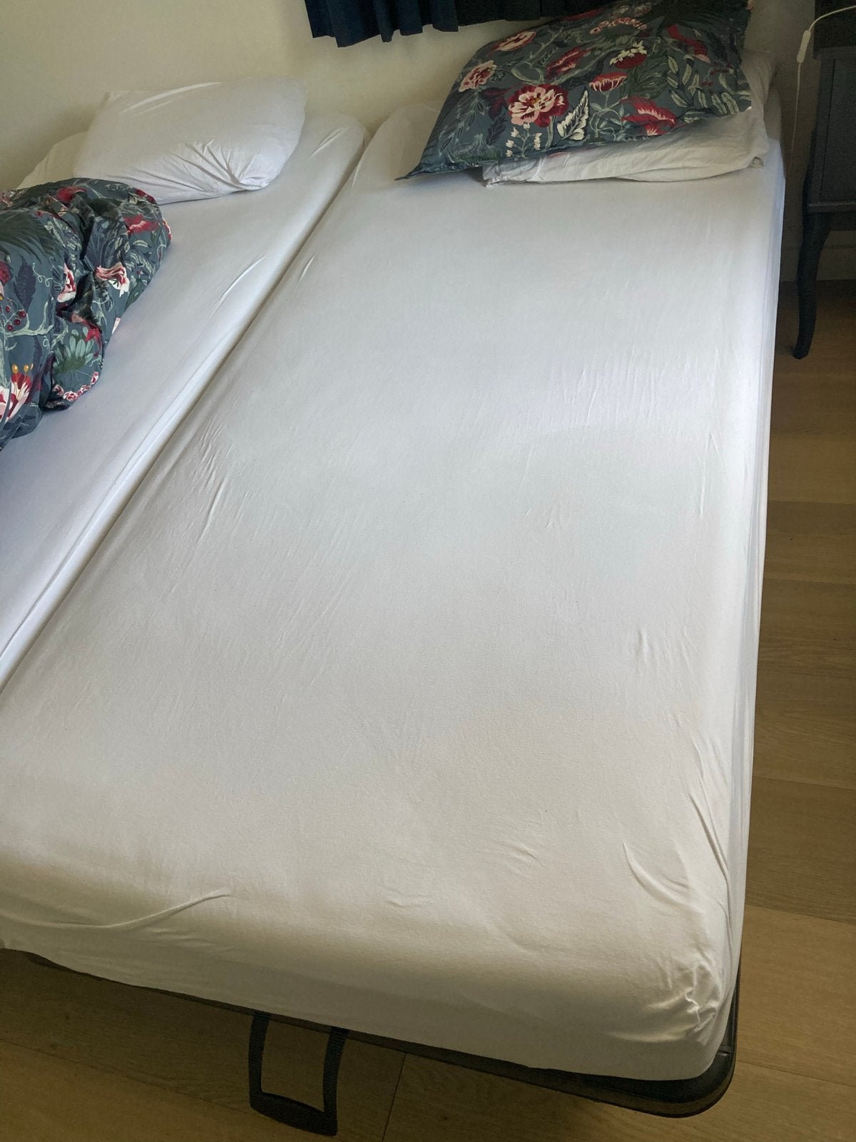 Twee Auping bedden, 100x220 cm, Huis en Inrichting, Ophalen, Eenpersoons, Hout, 220 cm