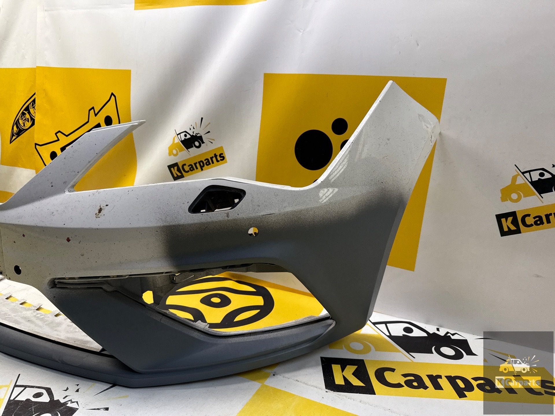 Bumper Seat Leon 5F FR Facelift Voorbumper KLS 5F0807217KA, Gebruikt, Voor, Autovia A-2, Km 585 585
08760  Martorell, ES, Ophalen of Verzenden