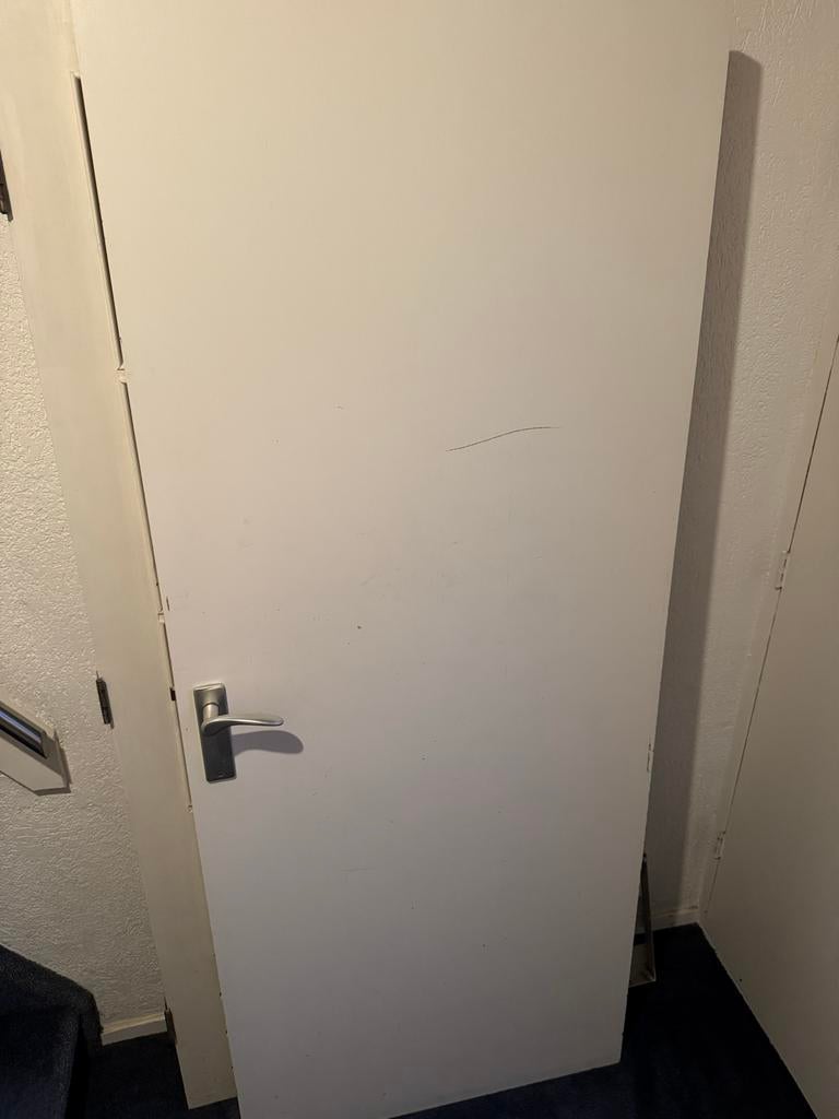 Gratis Witte binnendeur met klink (201,5x82,5cm) - Gebruikt, Doe-het-zelf en Verbouw, Ophalen, Gebruikt, 80 tot 100 cm, Binnendeur