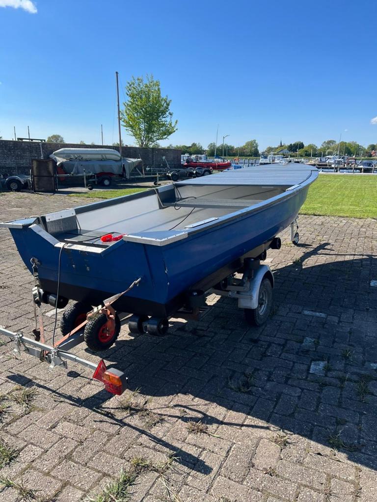 Ruime Consoleboot met trailer - €1000, Ophalen, Gebruikt, Polyester