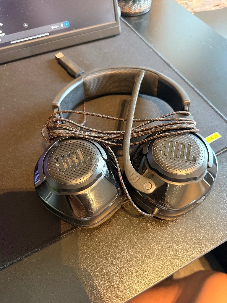 JBL Quantum 200 Gaming Headset Zwart Goede Staat, Computers en Software, Headsets, Jbl quantum, Ophalen of Verzenden, Zo goed als nieuw
