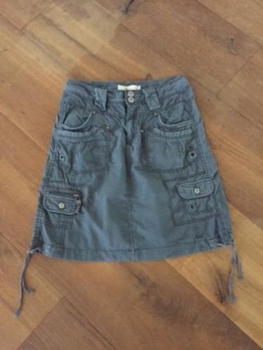Grijs rokje maat 36, Kleding | Dames, Ophalen of Verzenden, Maat 36 (S), Grijs, Gedragen