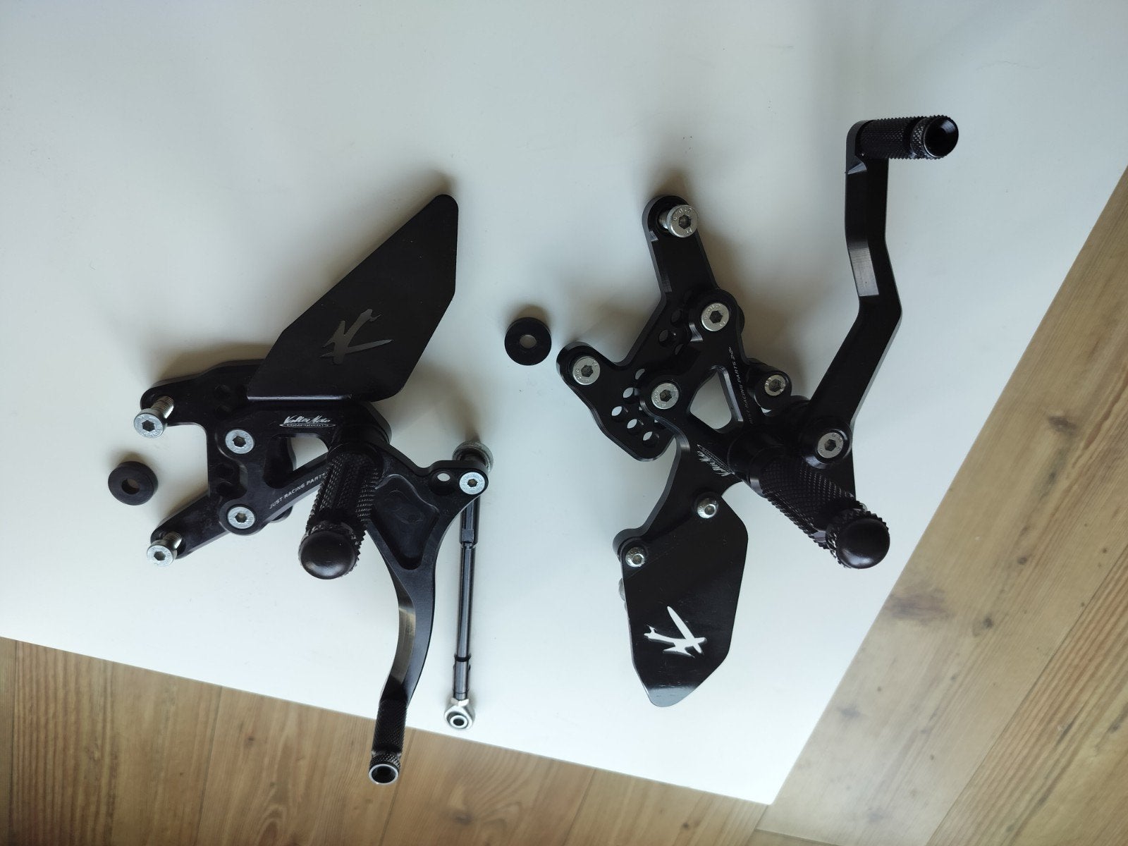 Ktm Superduke 1290 R voetsteunen/rearsets Valtermoto CNC, Ophalen of Verzenden, Nieuw