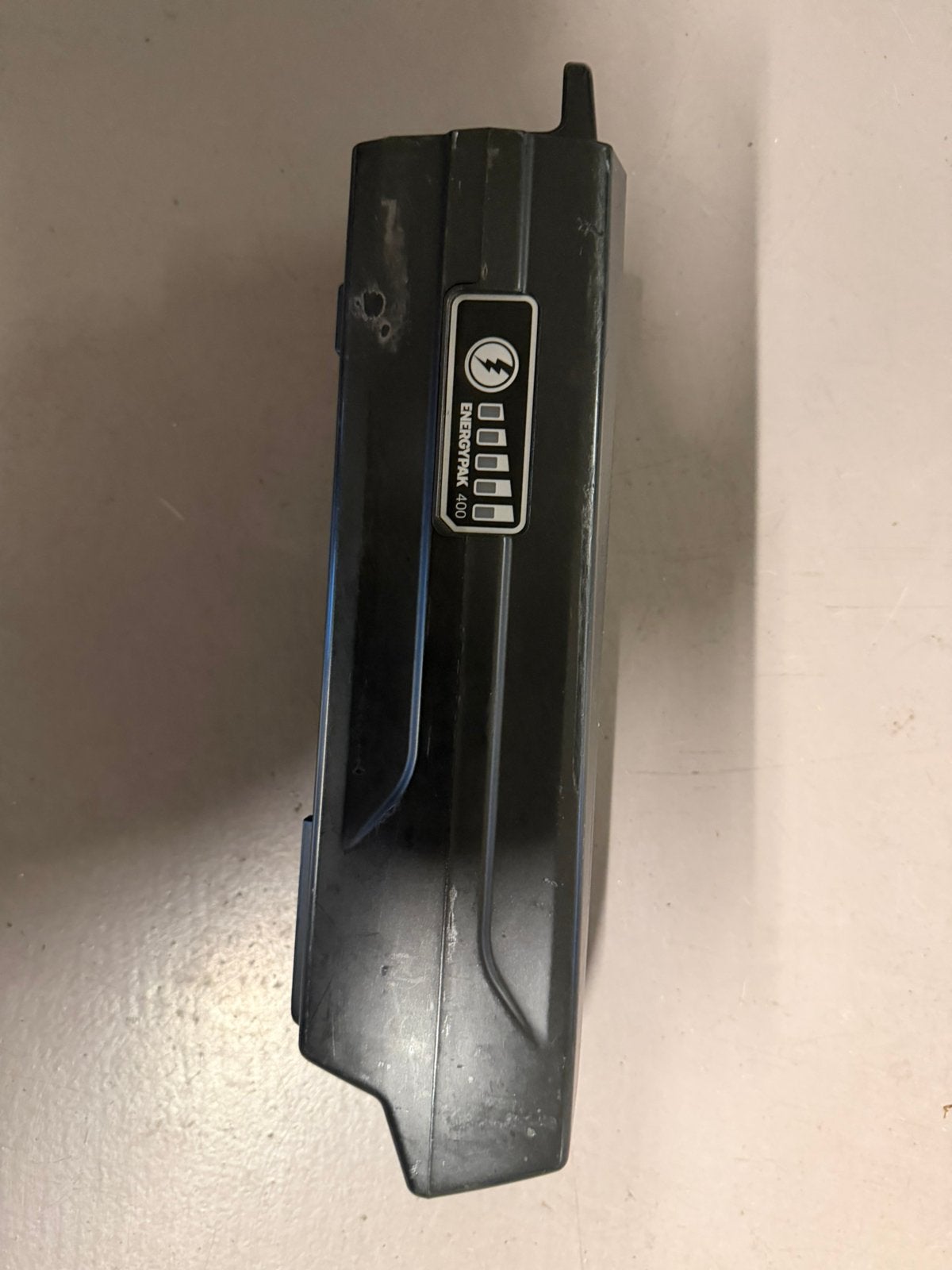 Giant accu 400 Oplader display, Ophalen of Verzenden, Zo goed als nieuw