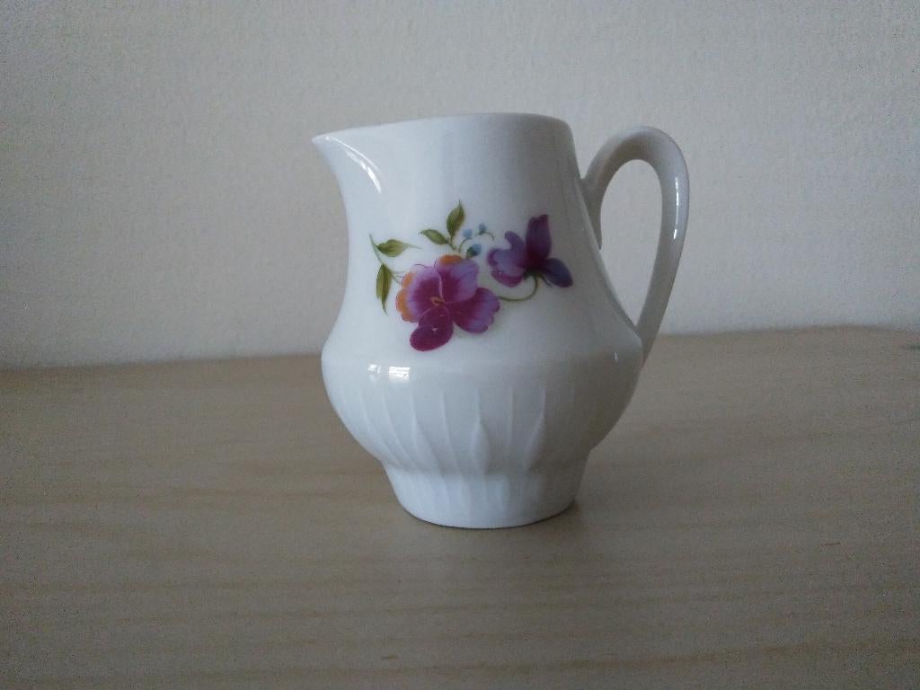 Royal Schwabap melkkannetje viooltjes, Antiek en Kunst, Ophalen