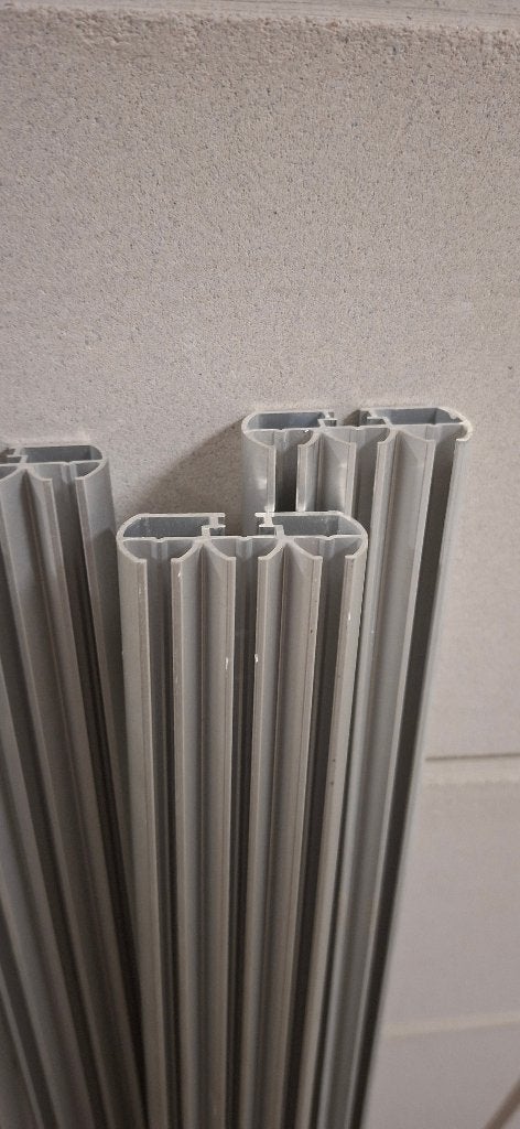 10x IKEA Kvartal 3-sporen gordijnrails 140cm met toebehoren, Ophalen, Inclusief montageonderdelen, Gebruikt, Gordijn