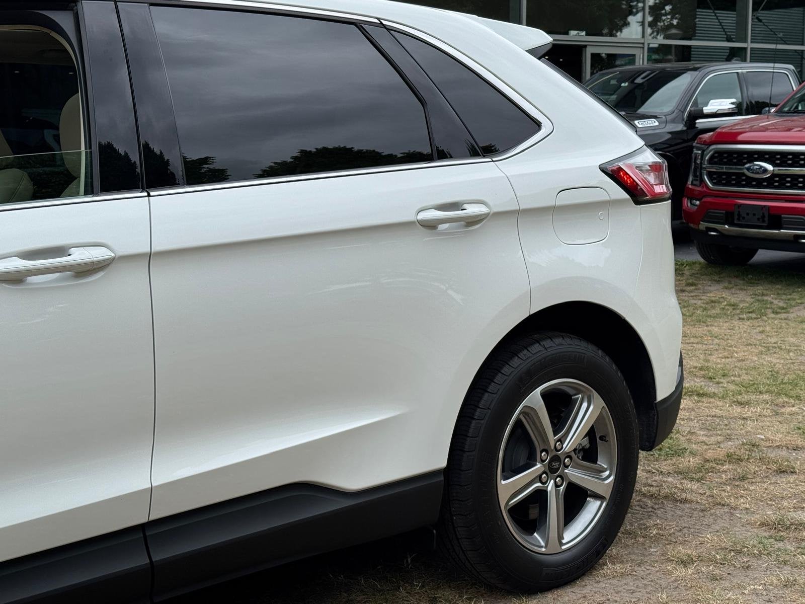 Ford Edge 2.0L SEL AWD Full-Options (bj 2024, automaat), Auto's, Automaat, Dealer onderhouden, Gebruikt, Beige