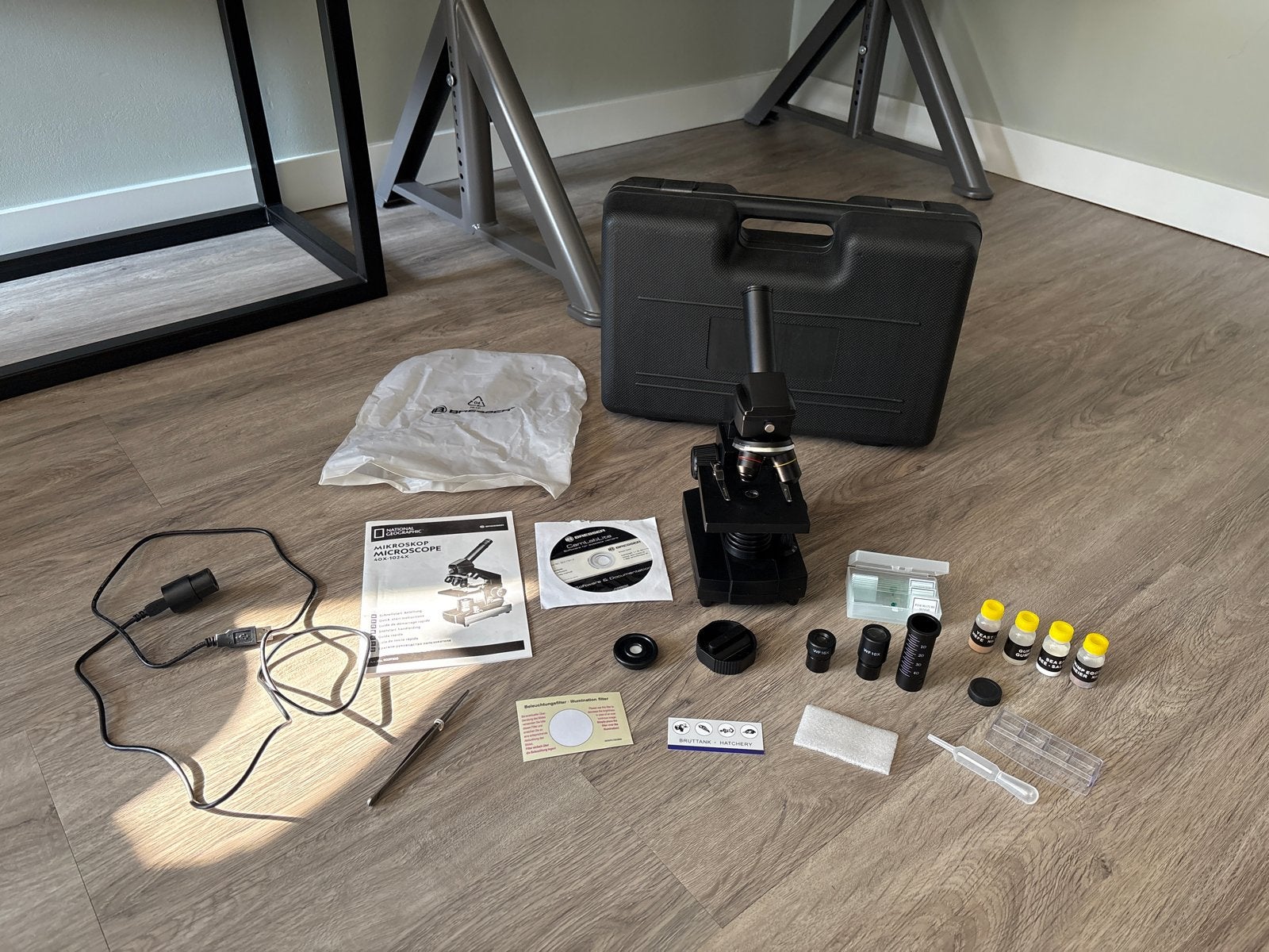National Geographic Microscoop 40x-1024x met accessoires, Ophalen of Verzenden, Nieuw, 1000x of meer, Biologische microscoop
