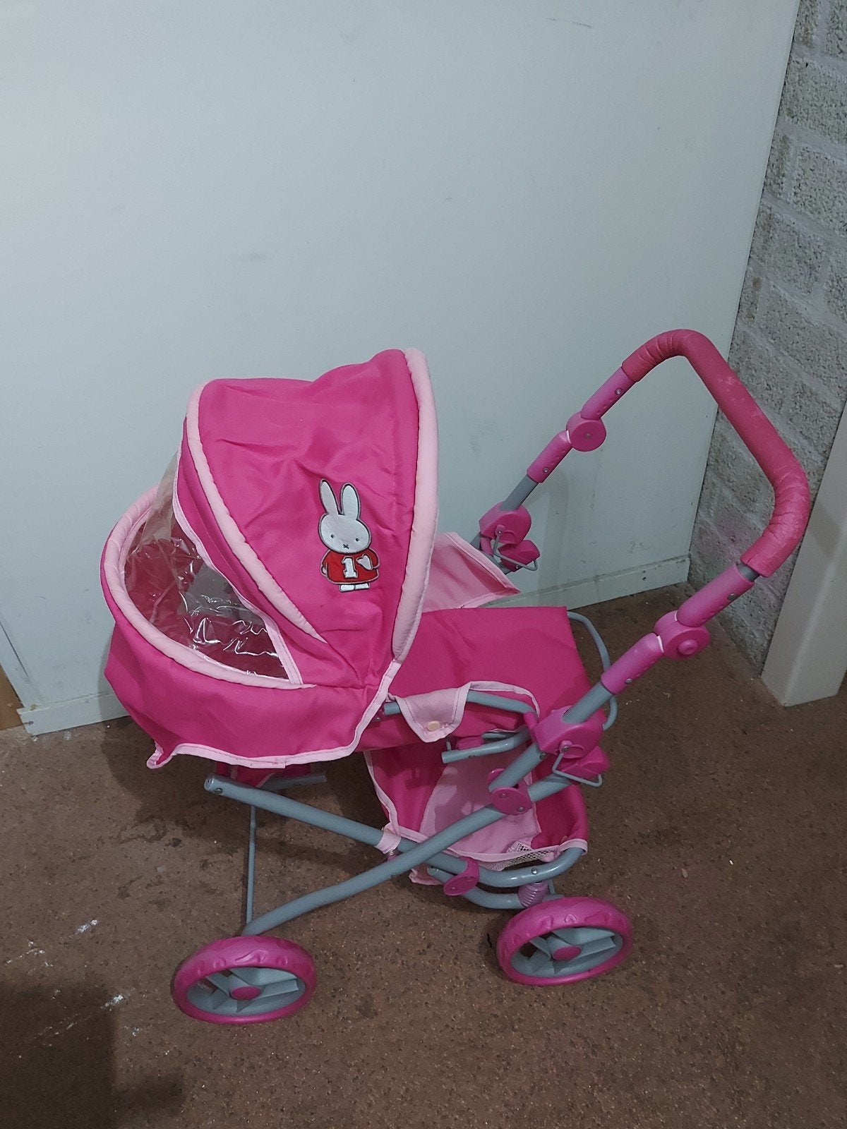 Roze poppenwagen met Nijntje-logo, Ophalen, Gebruikt, Overige typen