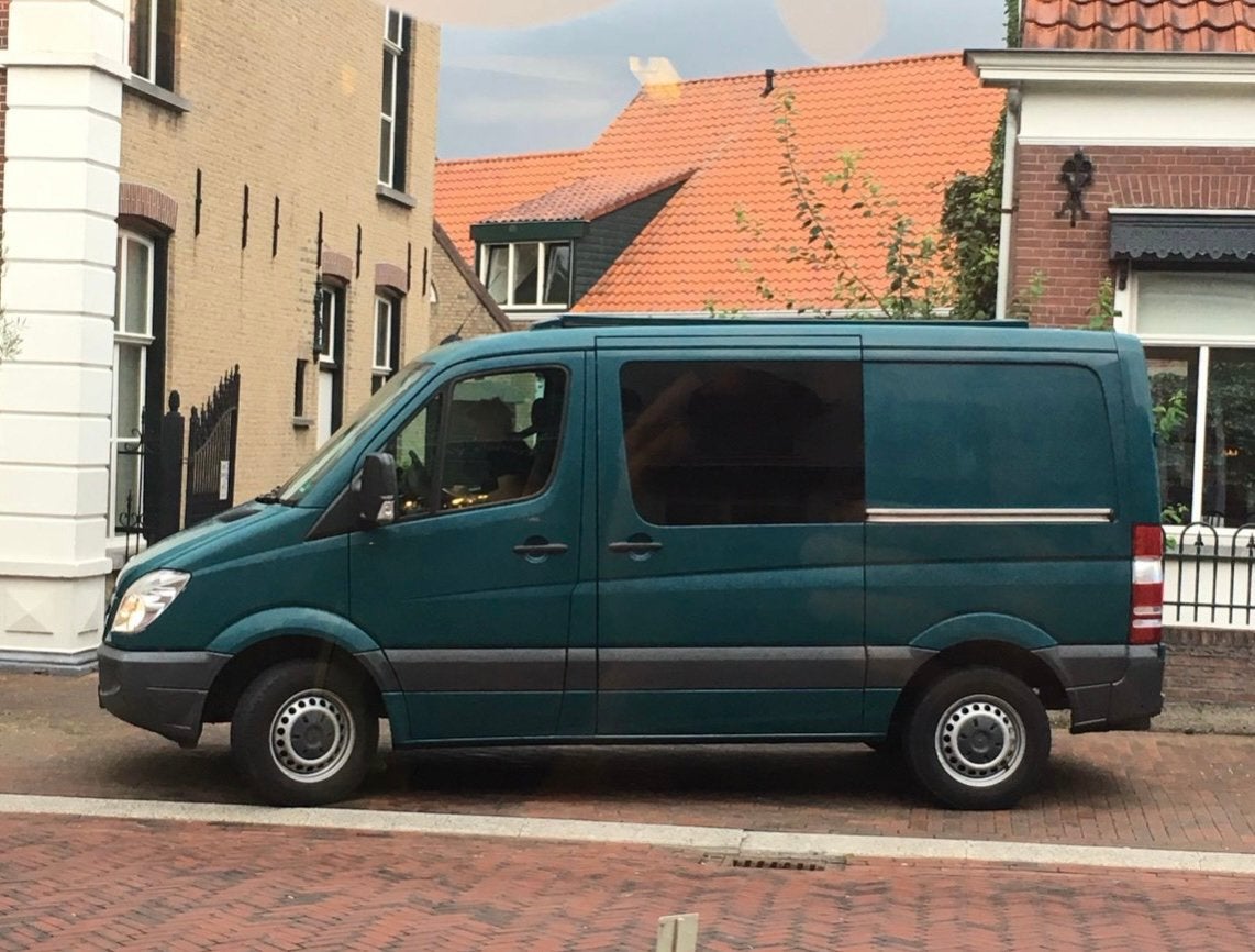 Compacte Mercedes 3-in-1 stealthcamper Kampeerbus, Auto's, Euro 5, Mercedes-Benz, Particulier, Dealer onderhouden