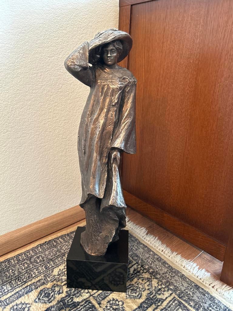 Beeld Dame met Hoed, Antiek en Kunst, Ophalen