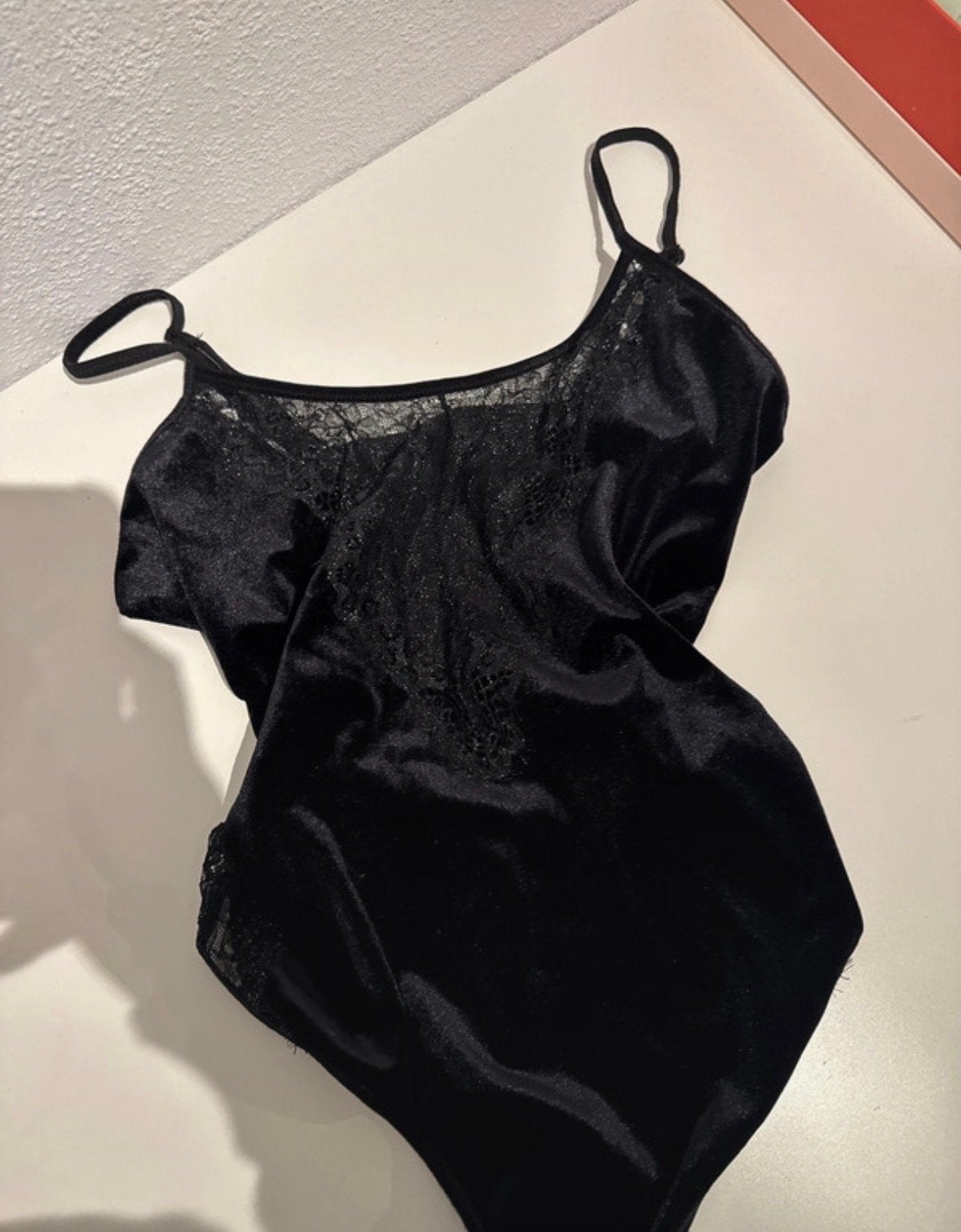 Hunkemöller Body Zwart Kant Maat L, Ophalen of Verzenden, Zwart, Body of Korset