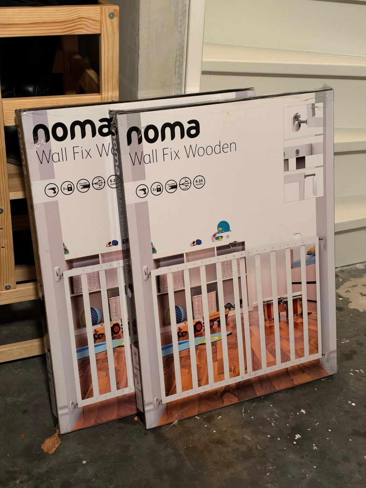 2x Noma Wall Fix Houten Veiligheidshekjes, Kinderen en Baby's, Nieuw, Ophalen of Verzenden, Schroefhekje, Hout