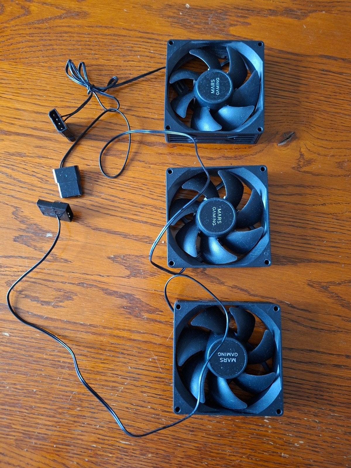 3x Mars Gaming PC ventilatoren - Zwart, Computers en Software, Computerkoelers, Ophalen, Zo goed als nieuw, Luchtkoeling