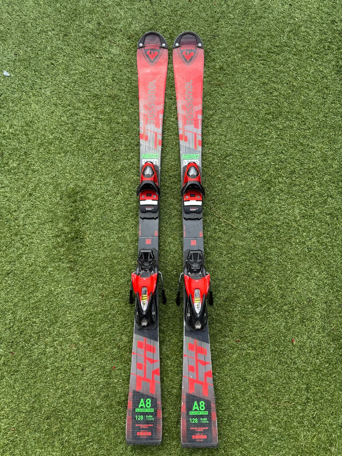 Rossignol A8 Ski's 128 cm - Ideaal voor jonge skiërs, Gebruikt, 100 tot 140 cm, Rossignol, Ophalen of Verzenden