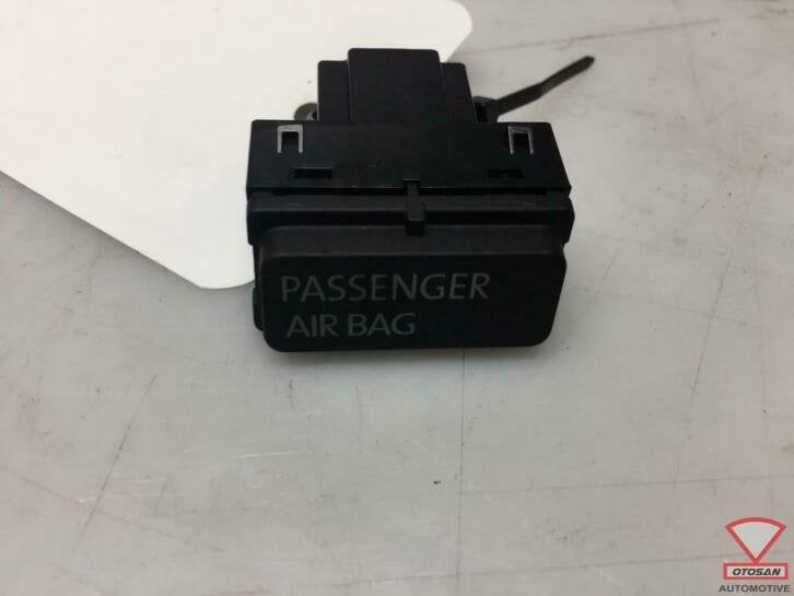 vw touran 1t airbag off lampje 1t0919234c, Auto-onderdelen, Gebruikt, Volkswagen, Volkswagen AG, Berliner Ring 2
38440  Wolfsburg, DE