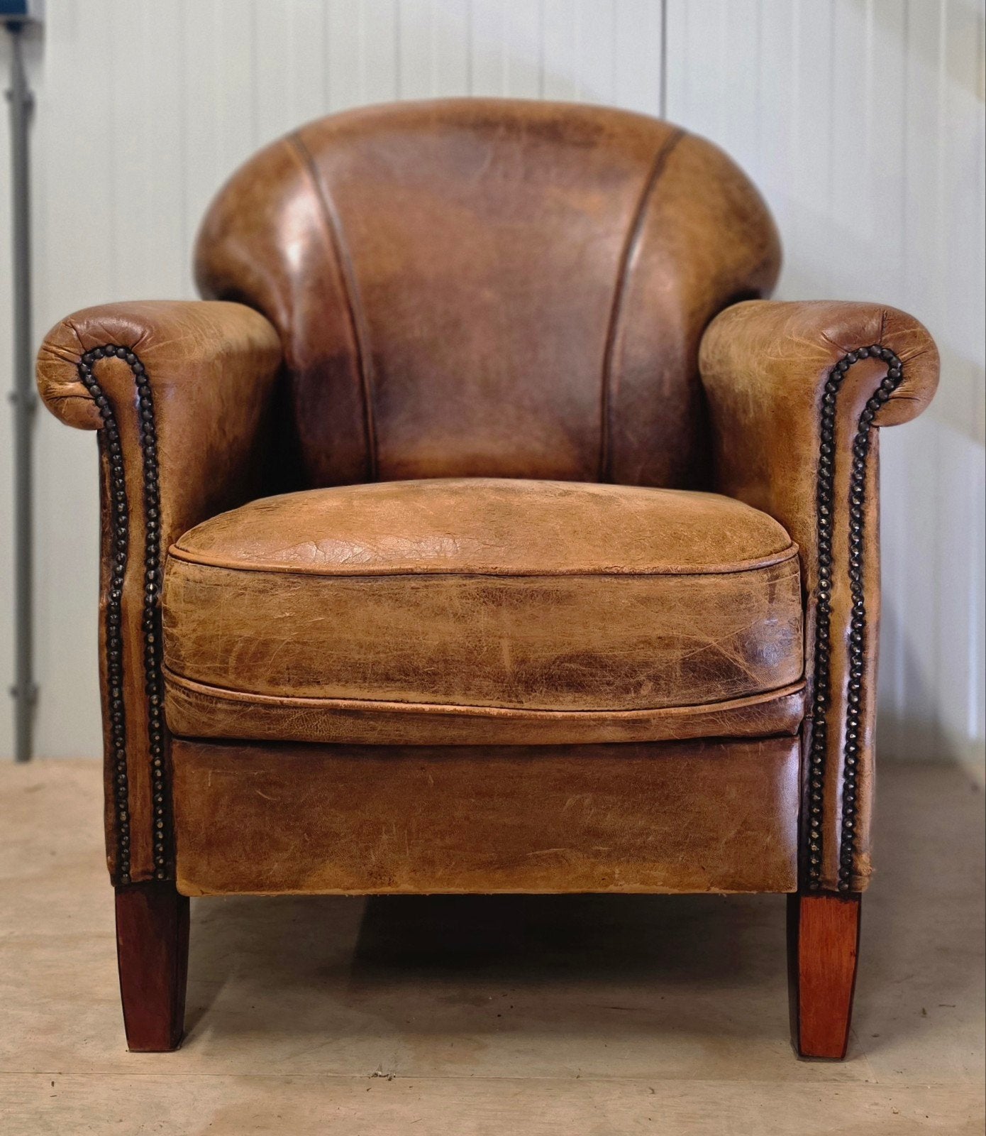 Stoere robuust echt leren fauteuil Engelse style, Huis en Inrichting, Fauteuils, Gebruikt, Ophalen of Verzenden, 50 tot 75 cm