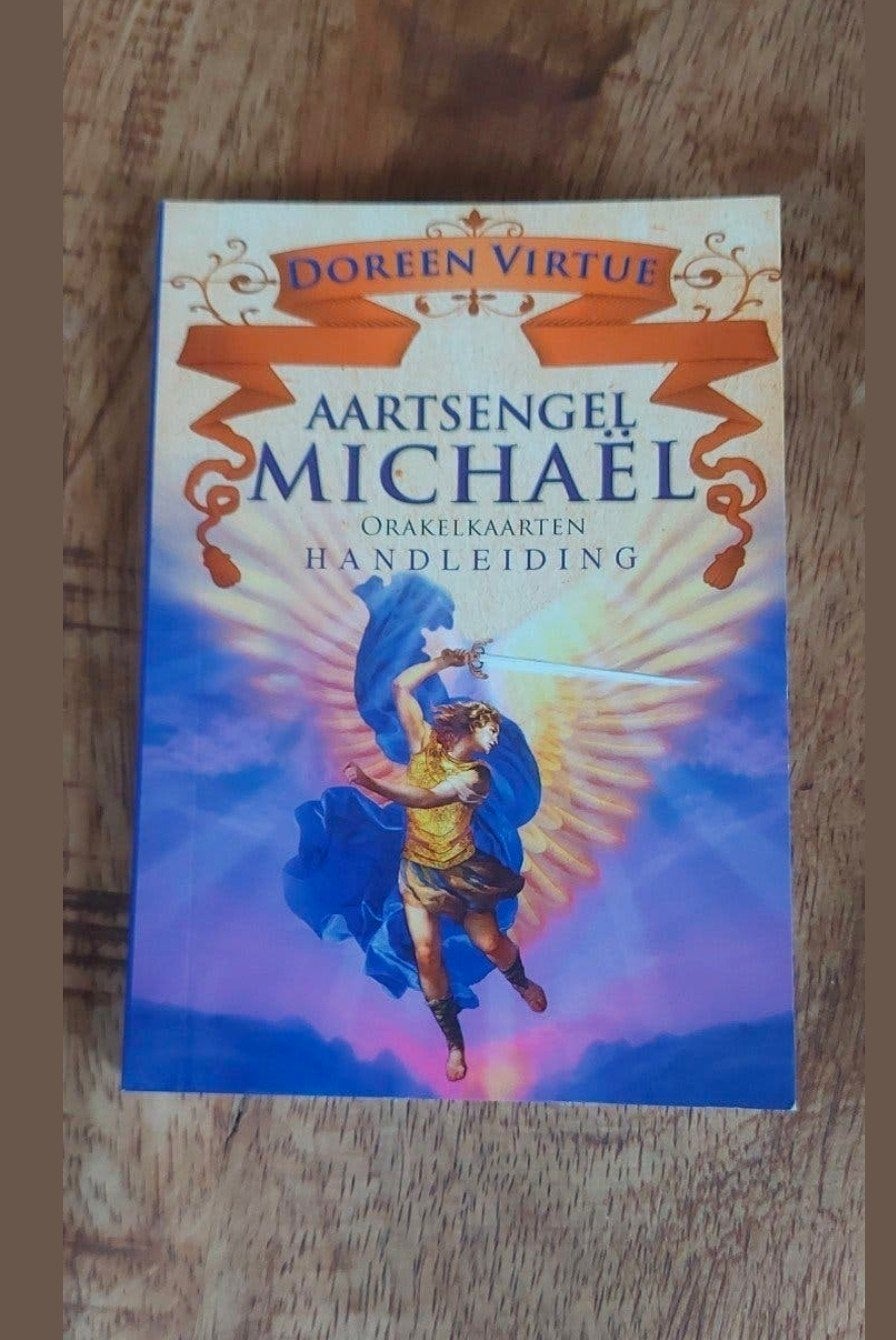 Doreen Virtue Aartsengel Michaël Orakelkaarten, Tarot of Kaarten leggen, Overige typen, Ophalen of Verzenden, Zo goed als nieuw