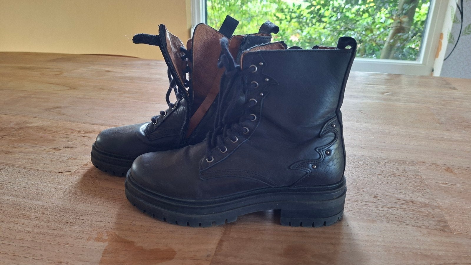 Giga leren schoenen maat 35 - Nauwelijks gedragen, Zwart, Lage of Enkellaarzen, Ophalen of Verzenden, Zo goed als nieuw