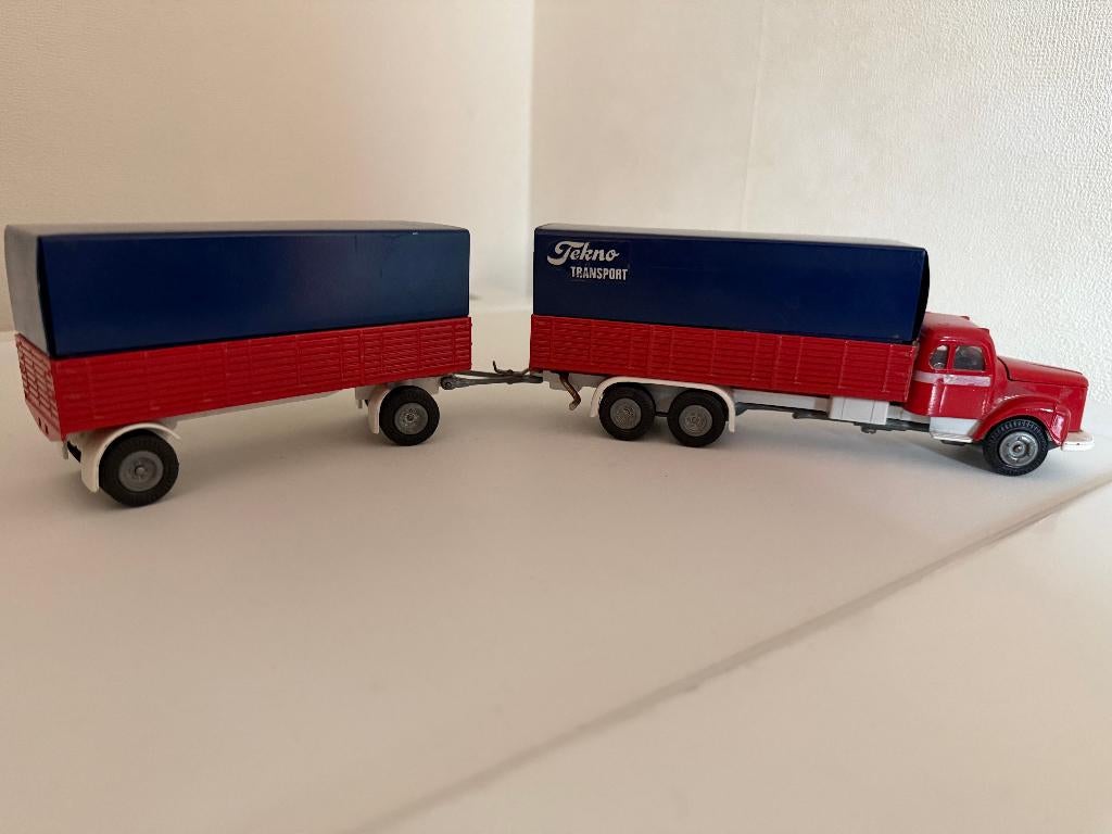 oude scania miniatuur, Overige merken, 1:50 of kleiner, Ophalen of Verzenden, Zo goed als nieuw