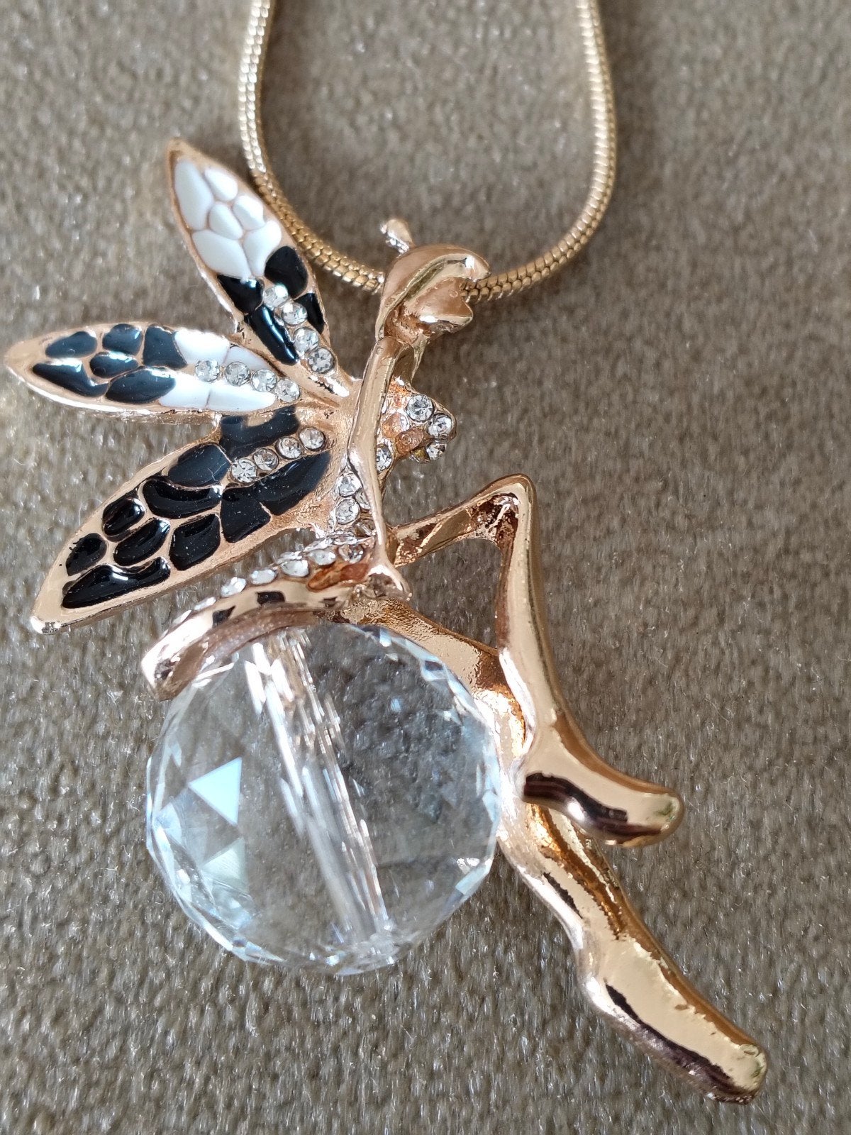 Nieuwe ketting met elfje/fee hanger en kristal, Overige materialen, Verzenden, Met strass, Nieuw