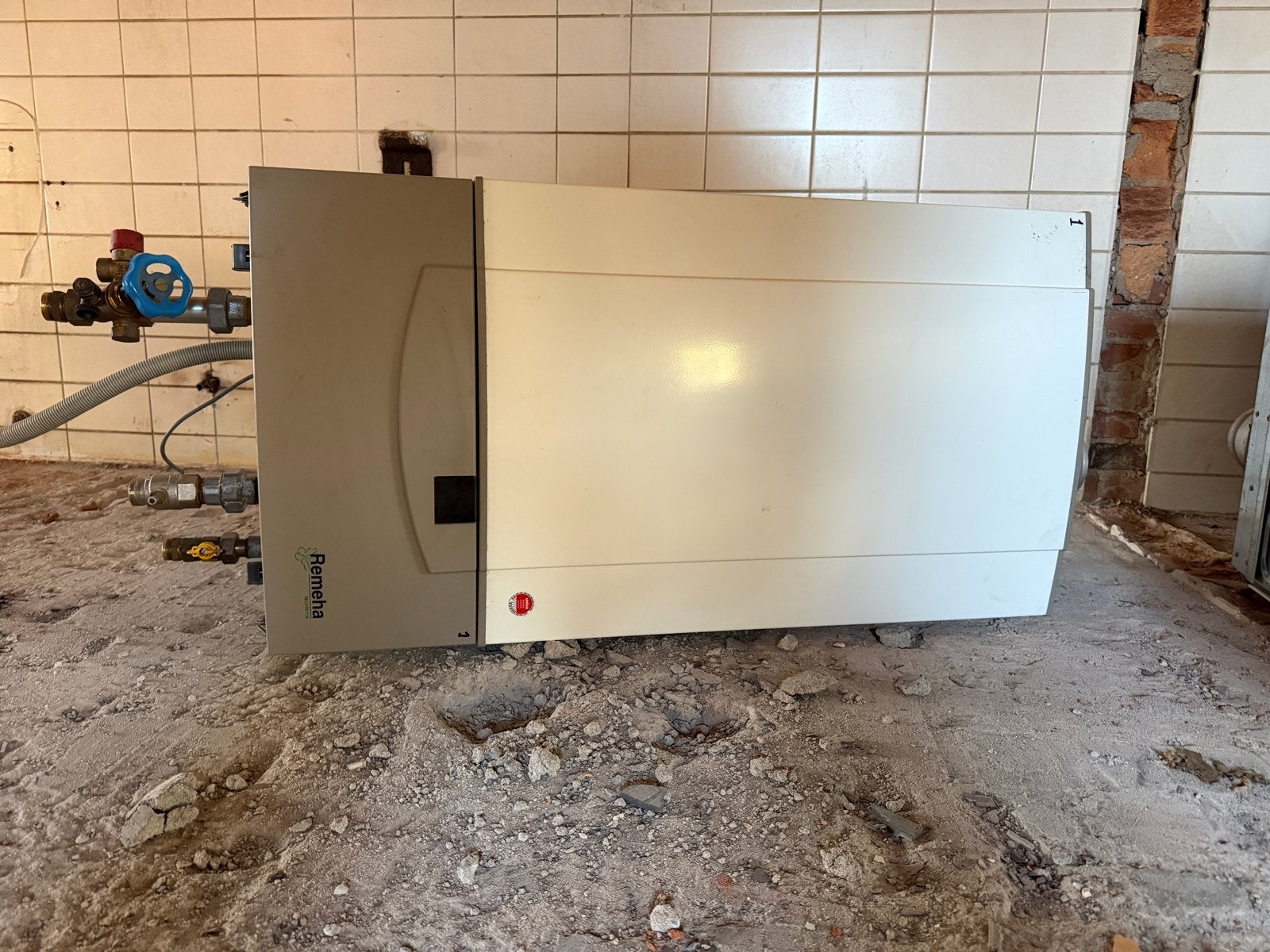 Remeha Quinta CV-ketels en drukvaten (3x groot, 1x klein), Ophalen, Gebruikt, Minder dan 60 cm, Cv-ketel of Combi-ketel