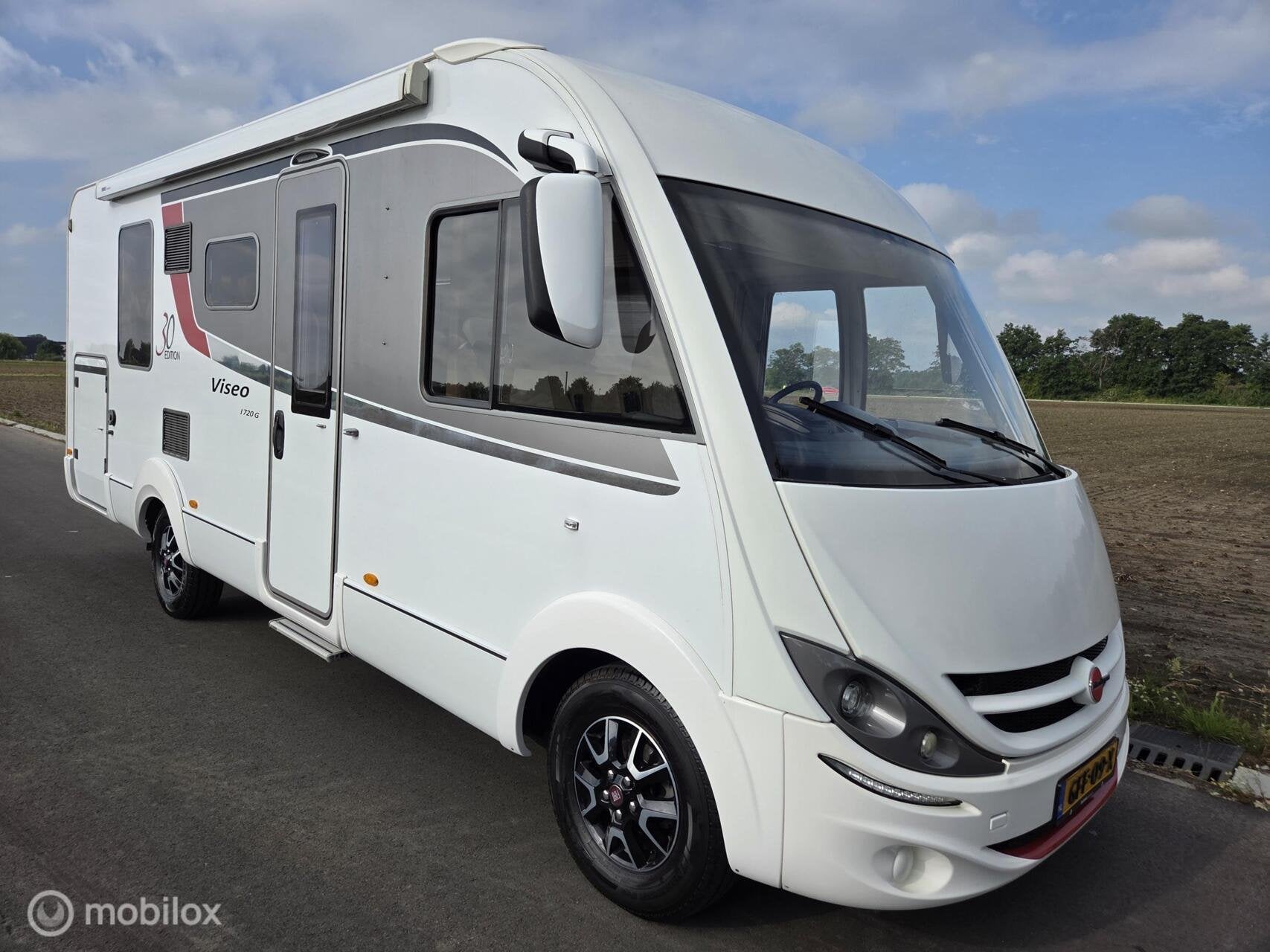 Bürstner Viseo i720 G 30 Edition Euro6, Queensbed, Hefbe, Caravans en Kamperen, Campers, Integraal, Luifel, 7 tot 8 meter, Bedrijf