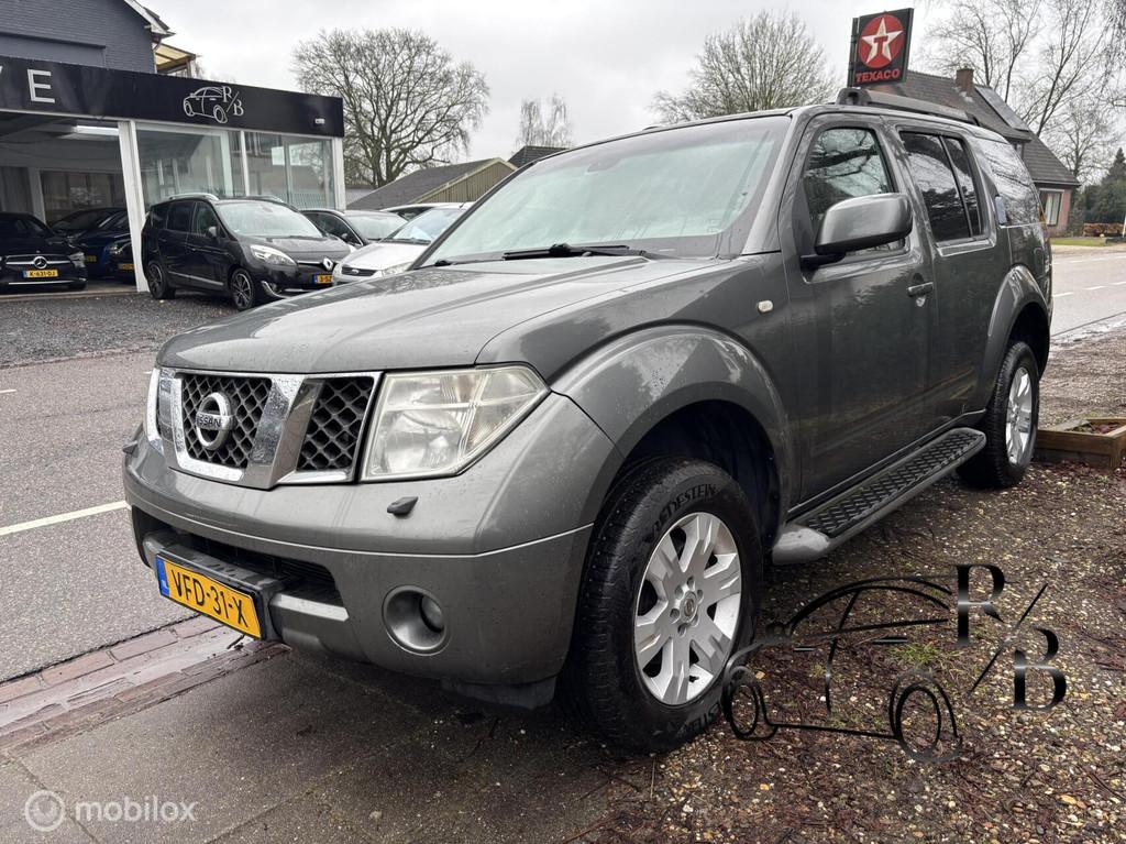 Nissan Pathfinder 2.5 LE Premium 4WD EXPORTPRIJS LEES TEKST, Gebruikt, 4 cilinders, 3000 kg, Bedrijf