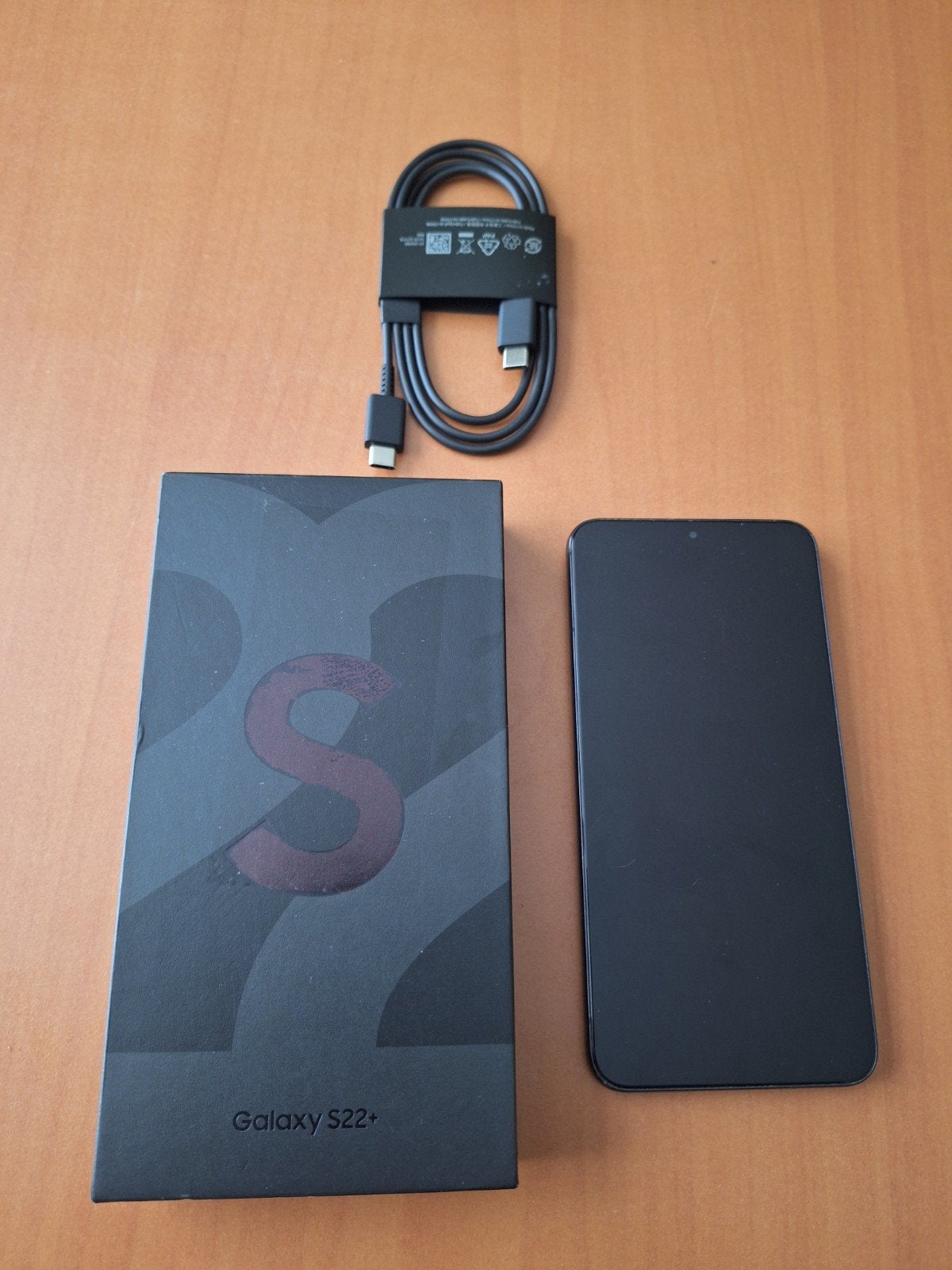 Samsung Galaxy S22+ plus 5G 128GB Zwart met kabel en doos, Zwart, Touchscreen, Samsung Electronics Co., Ltd. 129, Samsung-ro, Yeongtong-gu, Suwon-si, Gyeonggi-do, Korea
