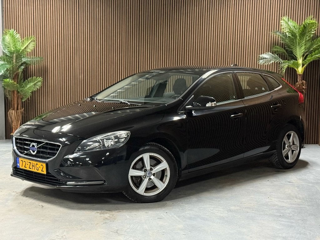 Volvo V40 1.6 T3 Kinetic (bj 2012), Auto's, Voorwielaandrijving, Gebruikt, 4 cilinders, 150 pk