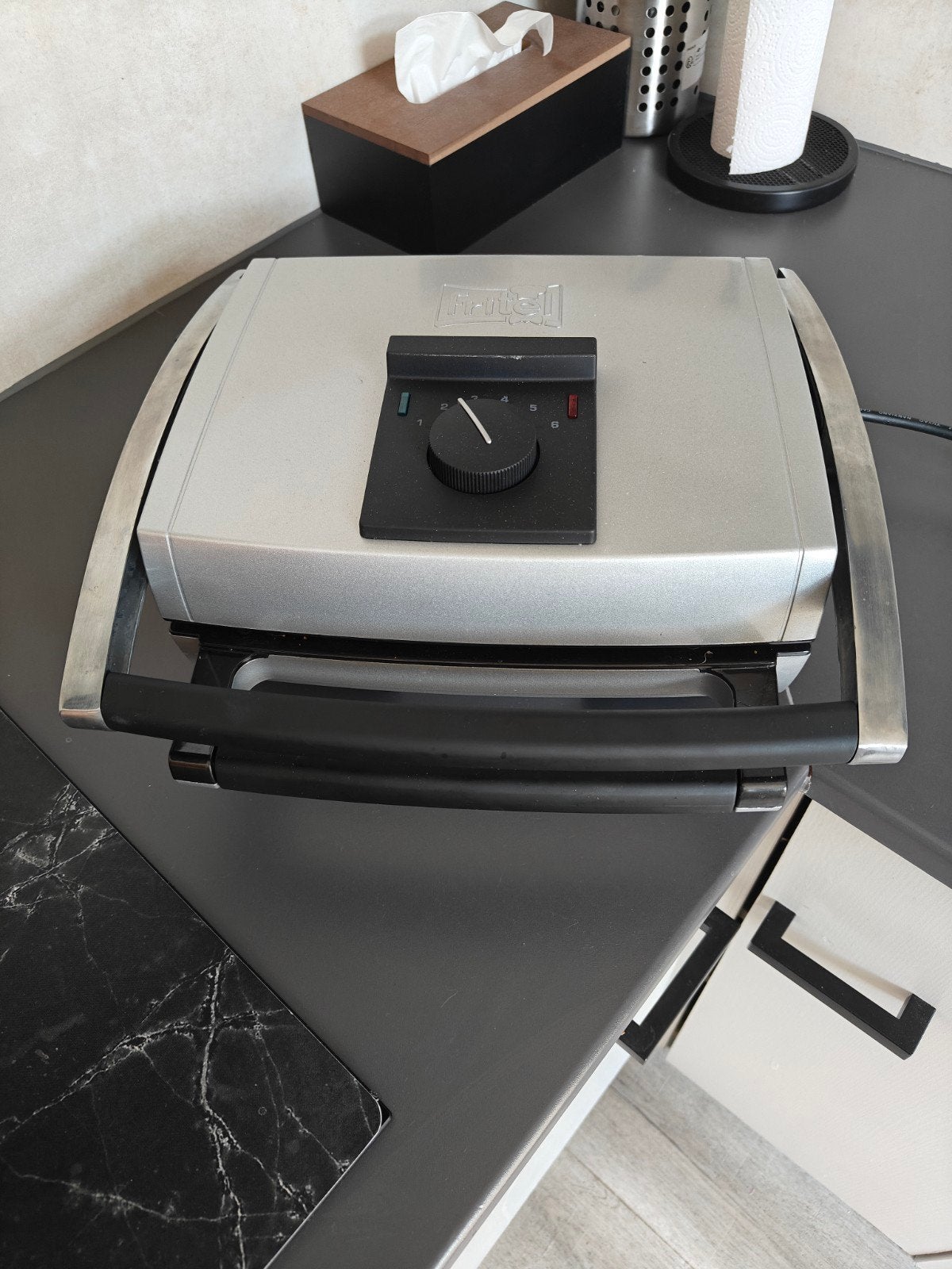 fritel Grill: Contactgrill en Tosti-apparaat, Ophalen, Zo goed als nieuw