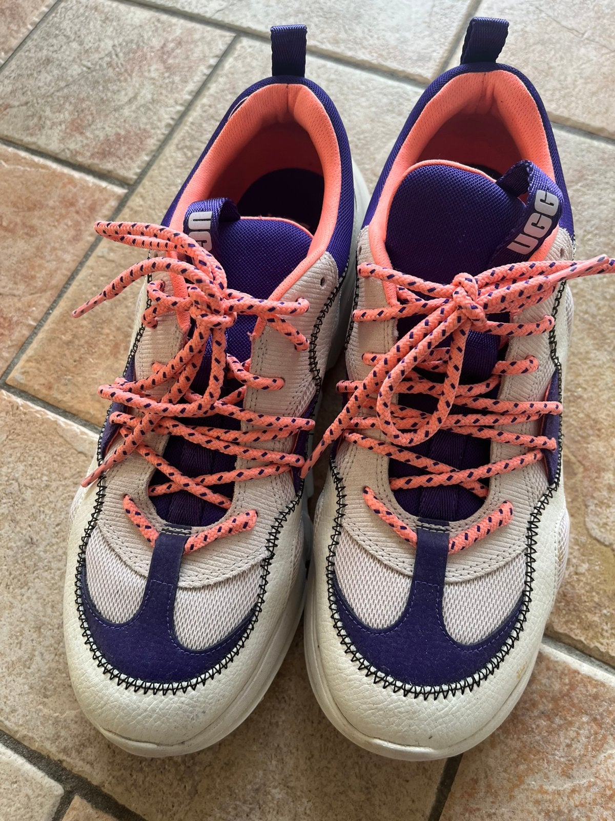 Uggs sneaker 42, Ophalen of Verzenden, Zo goed als nieuw, Sneakers of Gympen