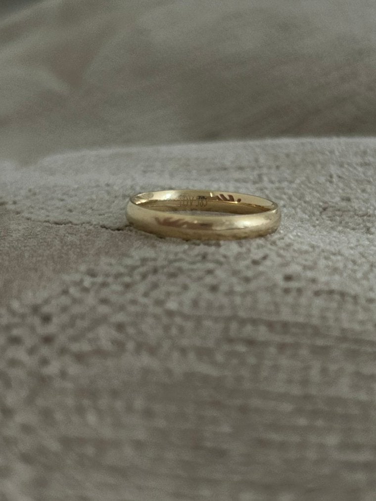 Geelgouden band ring 14 karaat, Gebruikt, Ophalen of Verzenden, 17 tot 18, Dame