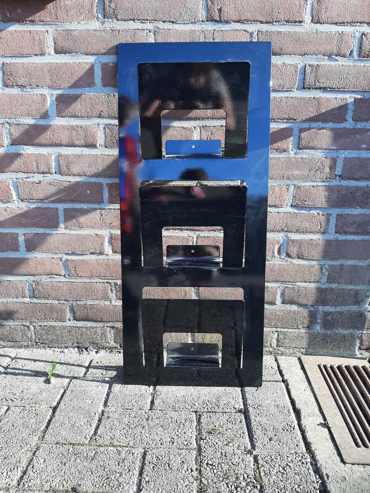Nieuwe prachtige zwarte lectuur of folderhouder, Huis en Inrichting, Woonaccessoires | Krantenbakken en Lectuurbakken, Ophalen of Verzenden