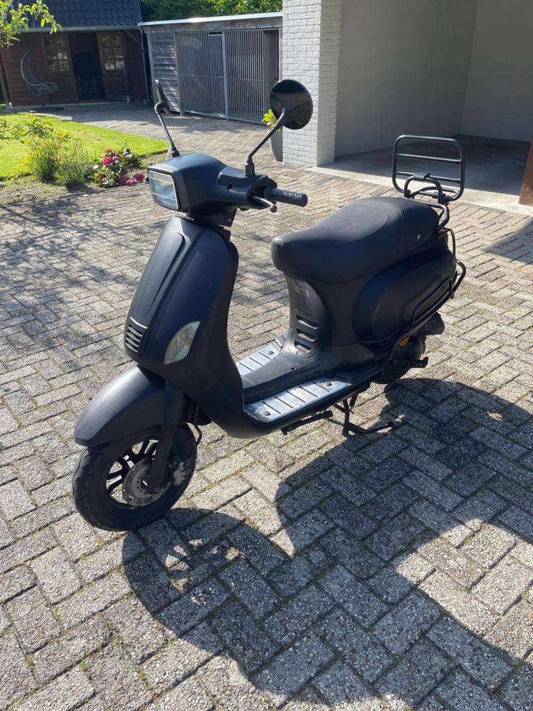 BTC Riva scooter 2017 - prijs verlaagd, Ophalen, Gebruikt, Benzine