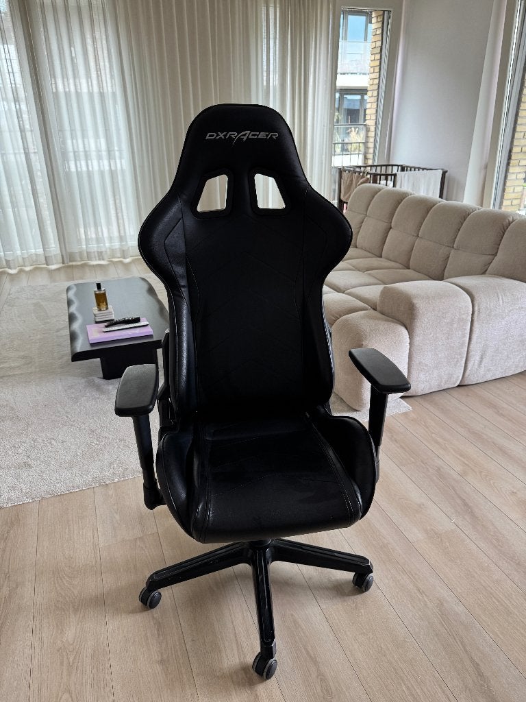 DXRacer gamestoel - Zo goed als nieuw, Huis en Inrichting, Bureaustoelen, Ophalen, Zwart, Zo goed als nieuw, Gaming bureaustoel