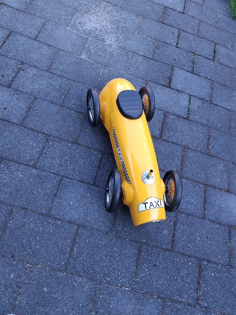 Antieke stalen auto moet nu weg, Antiek en Kunst, Ophalen of Verzenden