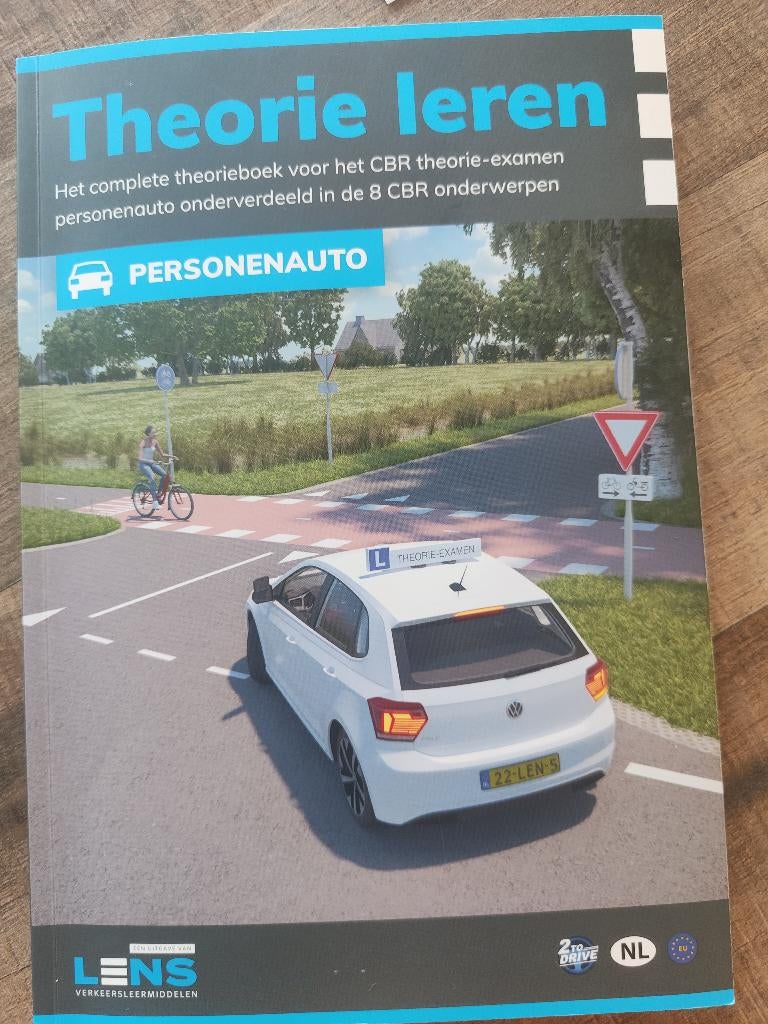 Theorieboek Auto, Ophalen of Verzenden, Zo goed als nieuw, Lens verkeersmiddelen