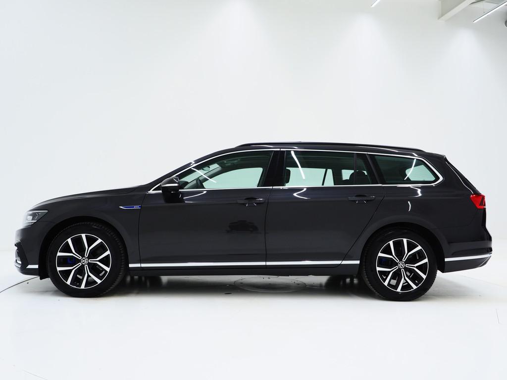 Volkswagen Passat Variant 1.4 TSI PHEV GTE | Panoramadak | M, Stof, Gebruikt, Zwart, 4 cilinders