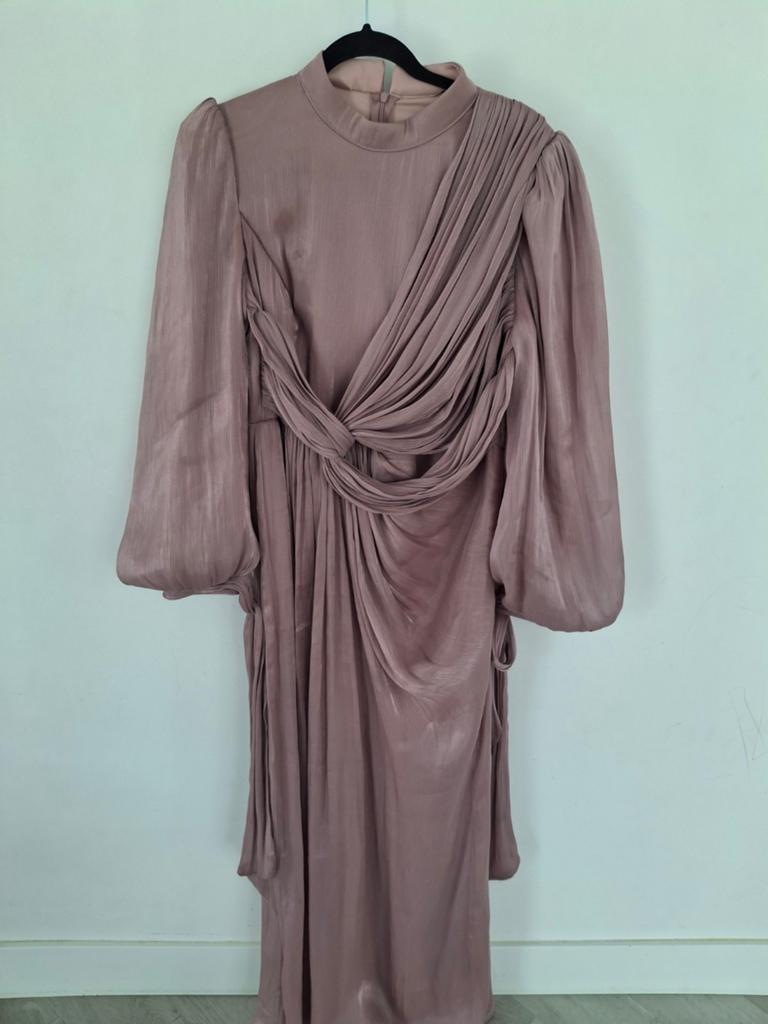Avondjurk met bijpassende sjaal, Kleding | Dames, Jurken, Beige, Maat 46/48 (XL) of groter, Ophalen of Verzenden, Zo goed als nieuw